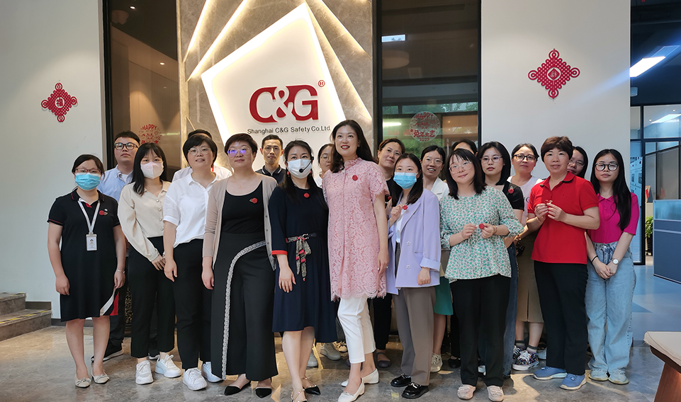 “激發(fā)想象力，釋放創(chuàng)造力”誠格工會開展藝術培訓活動 暨端午主題活動